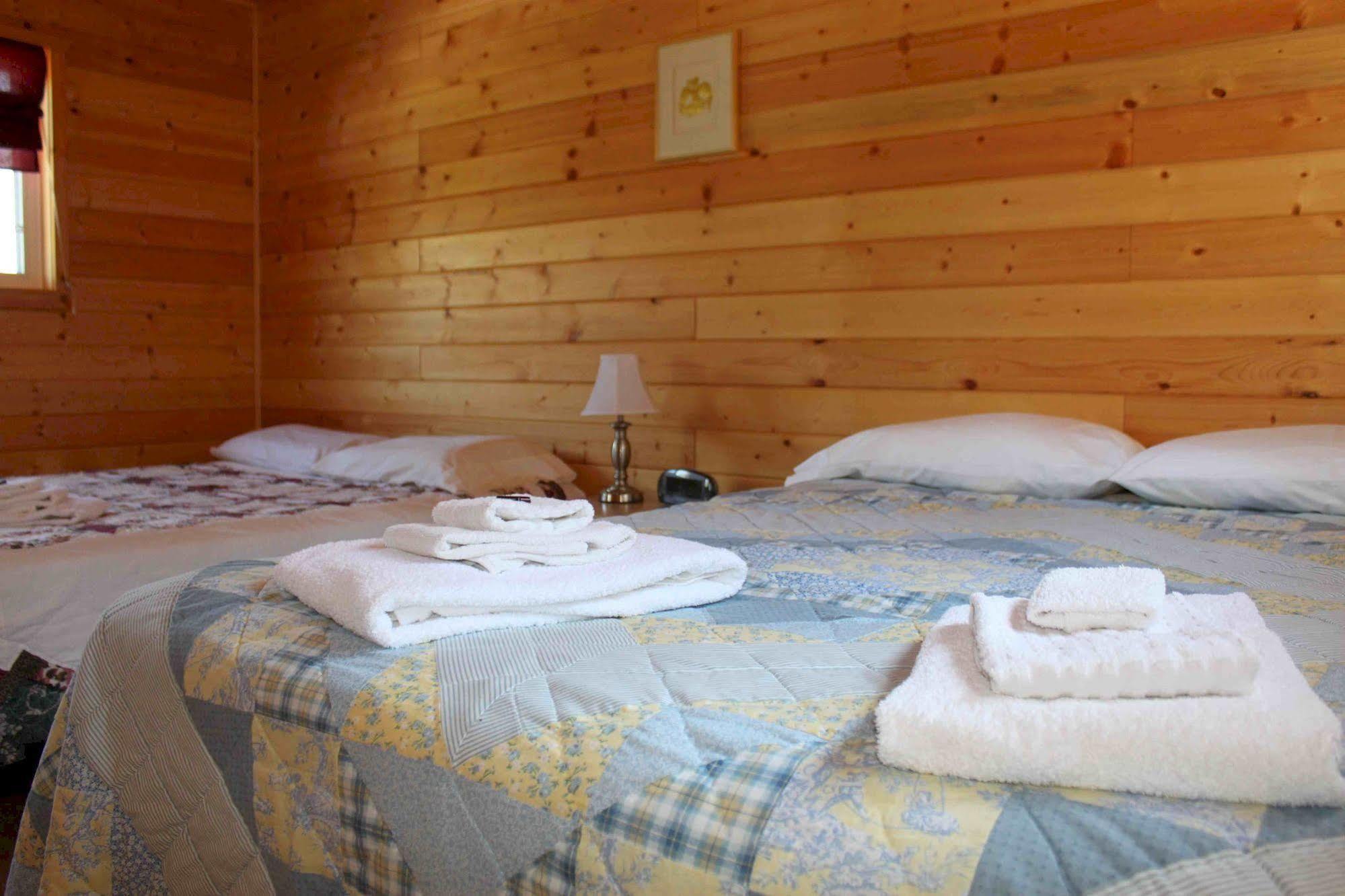 Sundog Retreat Hotel Whitehorse Exterior photo